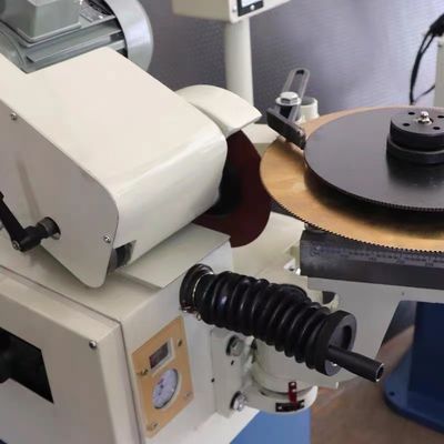 Máquina de moagem de lâmina de serra de banda para 50-450mm forma de dente de lâmina de serra